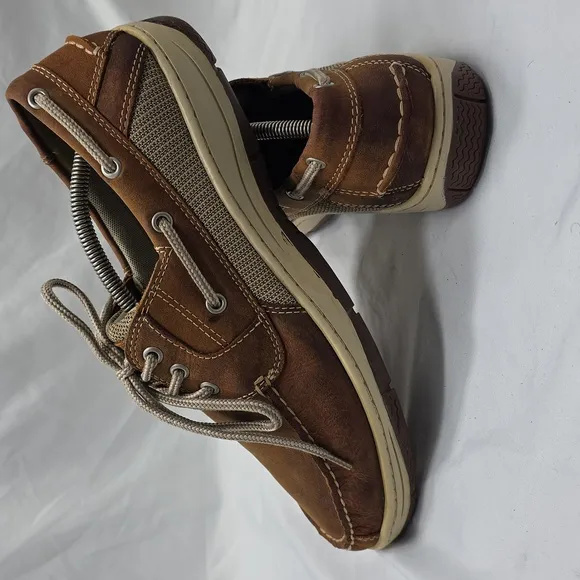 Bass &amp; co mens 11.5 Brown Loafer style anchor tan biege  lace ups nice Condition