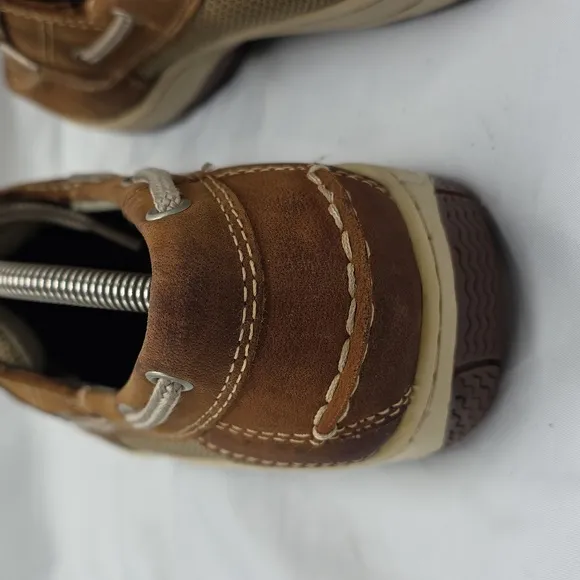 Bass &amp; co mens 11.5 Brown Loafer style anchor tan biege  lace ups nice Condition