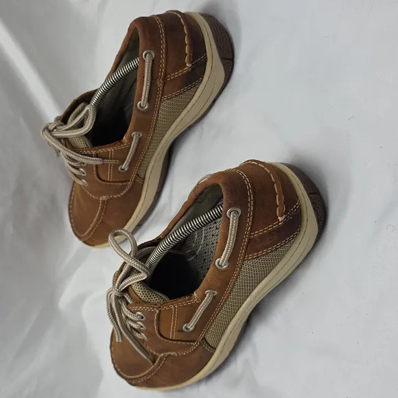 Bass &amp; co mens 11.5 Brown Loafer style anchor tan biege  lace ups nice Condition