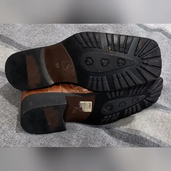 Bed Stu Brown leather side zip chukka boots size 10.5