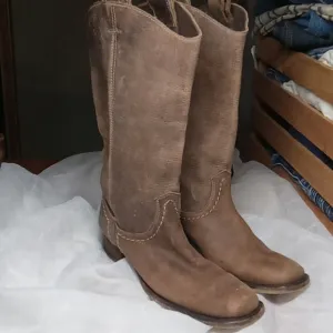 Bed stu light brown women's leather boots size 6