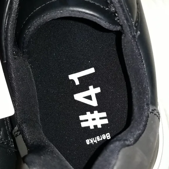 👣BERSHKA😄 Men's Faux Leather Platform Sneakers😃size 8