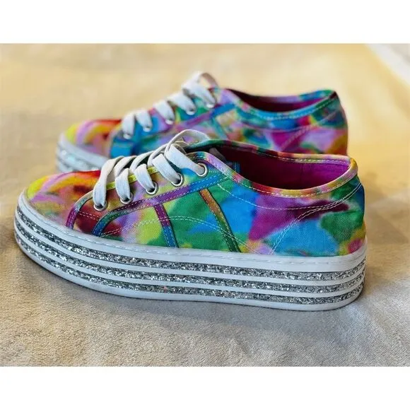Betsey Johnson Women's PEAZE Tie-Dye Glitter Sneakers Size 7M Multicolor