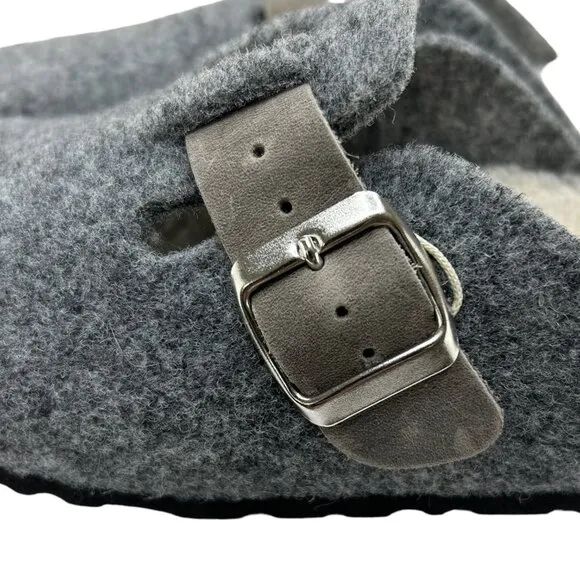 Bio-Gold Felt Slip-On Mules Clogs NWT (11)
