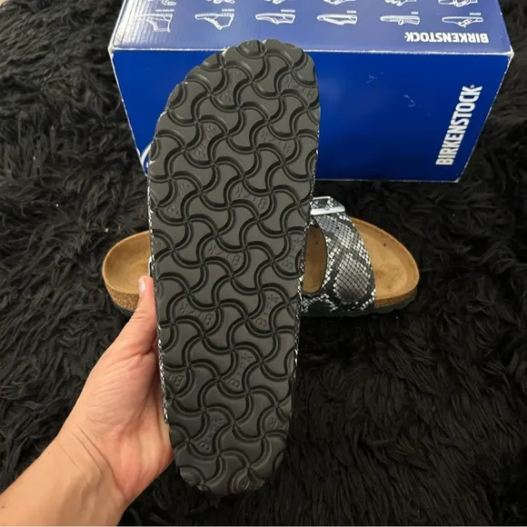 BIRKENSTOCK Arizona snake skin print sandals slip on shoes women’s eur 40 new
