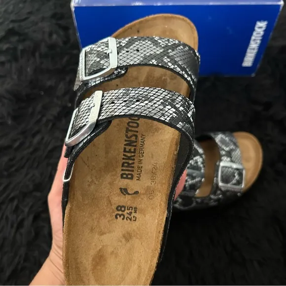 BIRKENSTOCK Arizona snake skin print sandals slip on shoes women’s eur 40 new
