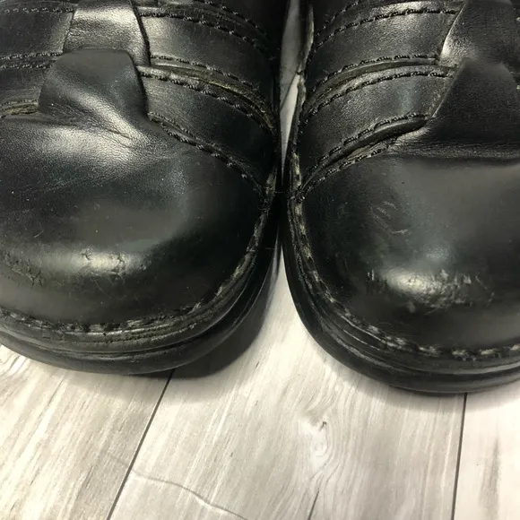 Birkenstock Fishing Sandals Size 8 Shoes Strappy Black Leather Buckle Closure