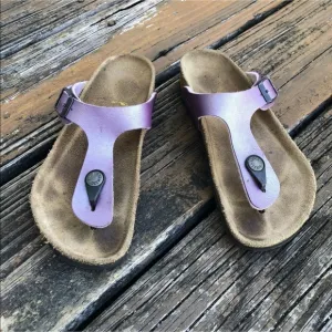 Birkenstock Purple Metallic Gizeh Leather Slip On Sandals Girls Sz EU 32 Germany