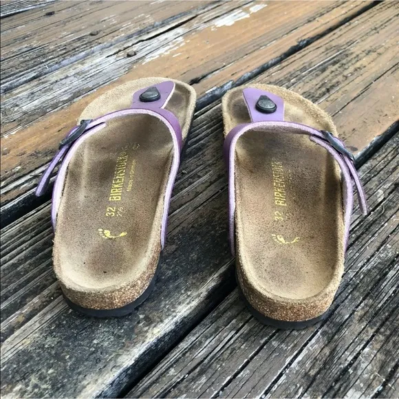 Birkenstock Purple Metallic Gizeh Leather Slip On Sandals Girls Sz EU 32 Germany