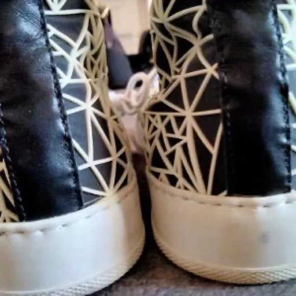 Black Dioniso sneakers, made in Italy. Size 40.