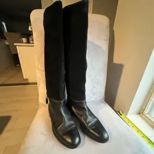 Black Knee-High Leather Boots made in Italy leather and suede