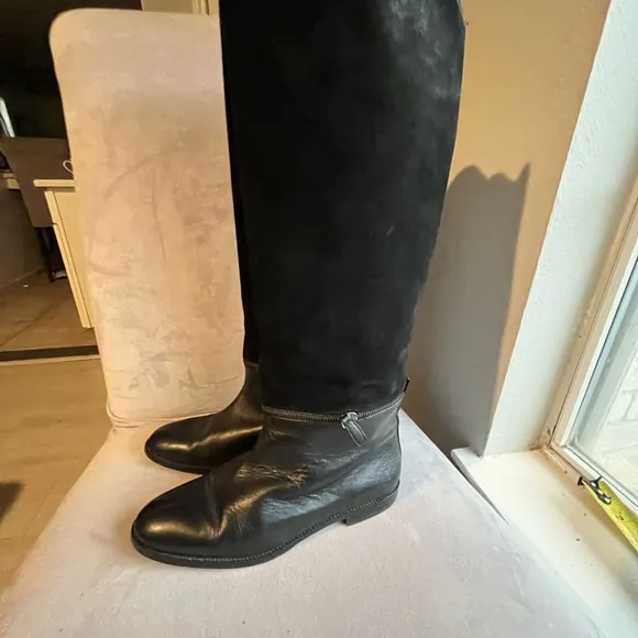 Black Knee-High Leather Boots made in Italy leather and suede