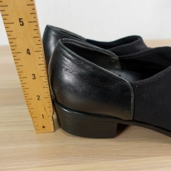 Black Leather Slip On Shoes Women 10 M MUNRO American Stretch Fabric Classic USA