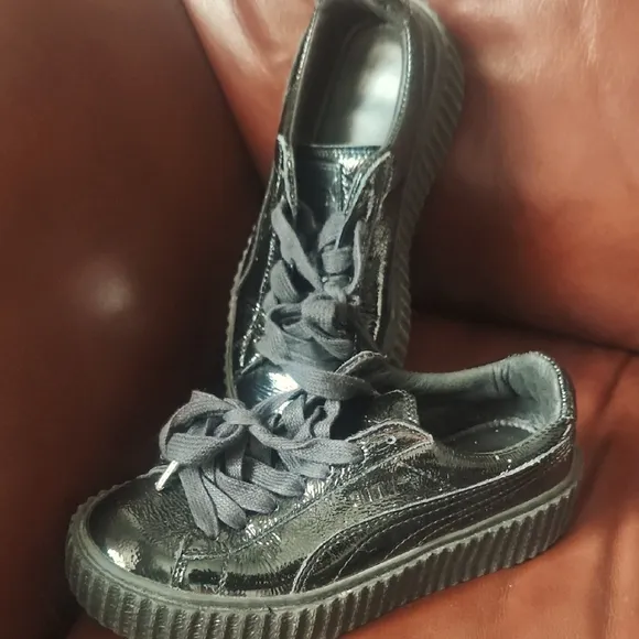 Black Shiny Creepers