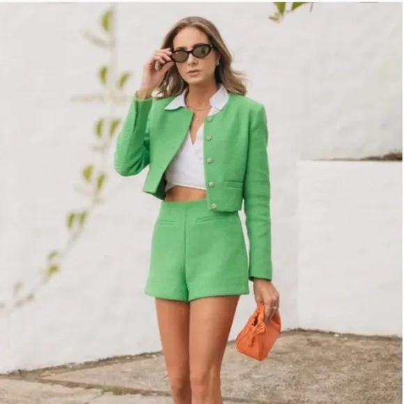 BLOGGER'S FAVE! Zara Structured Shorts Apple Green NWT