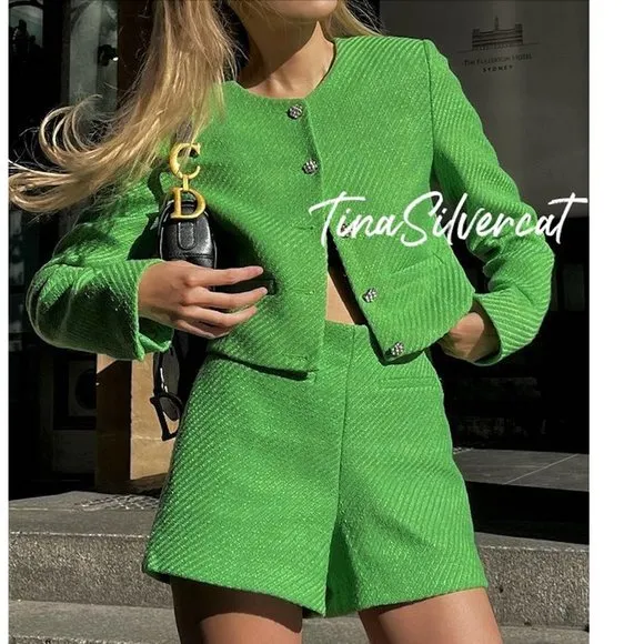BLOGGER'S FAVE! Zara Structured Shorts Apple Green NWT