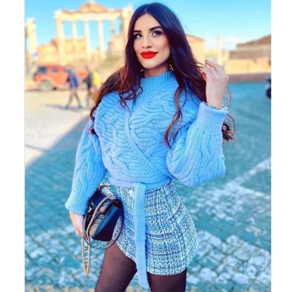 BLOGGER'S FAVE! Zara Textured Weave Mini Skirt Blue Sz M NWT