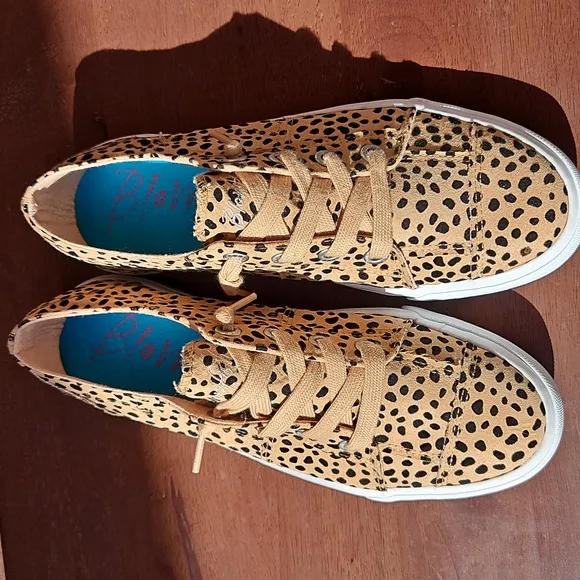Blowfish Malibu Maxine Cheetah Leopard Print Sneakers Tennis Shoes 9