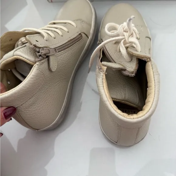 Blublonc girls high top sneakers