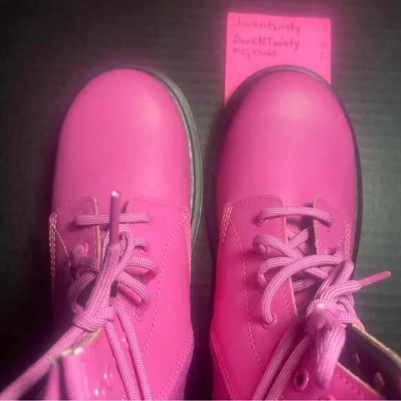 BNWOB Dr Martens Pink 1460’s 8 Eyelet UK 4 US 6 or Big Kids 4 PRICE VERY FIRM