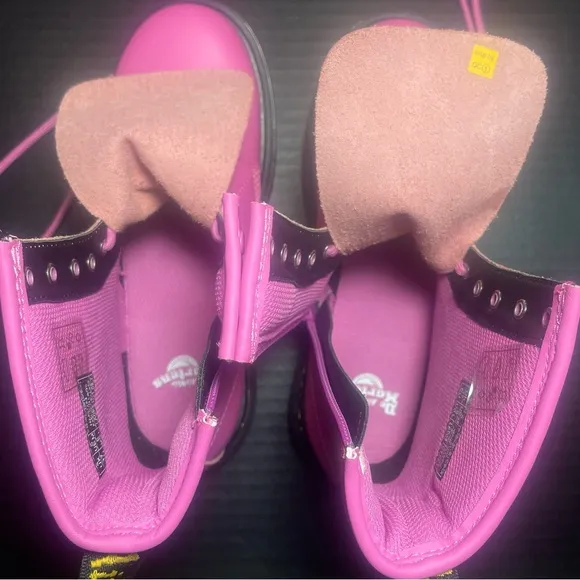 BNWOB Dr Martens Pink 1460’s 8 Eyelet UK 4 US 6 or Big Kids 4 PRICE VERY FIRM