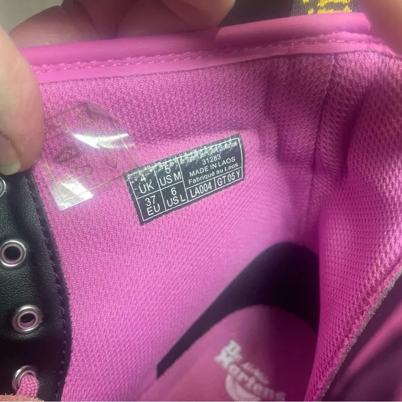BNWOB Dr Martens Pink 1460’s 8 Eyelet UK 4 US 6 or Big Kids 4 PRICE VERY FIRM