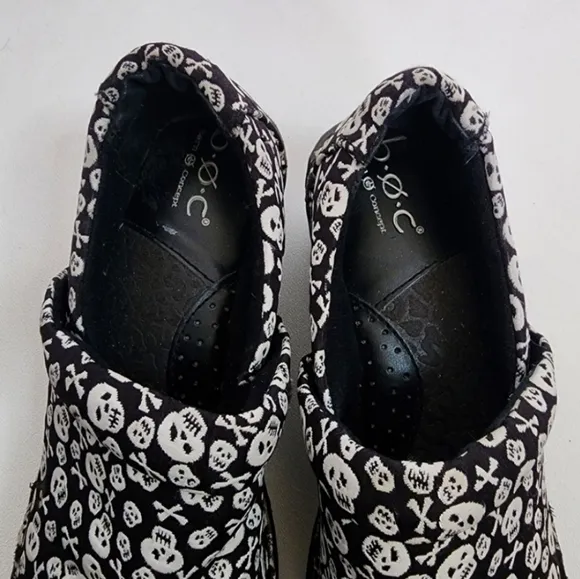 Boc black and white skull skeleton clogs shoes