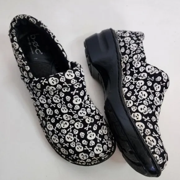 Boc black and white skull skeleton clogs shoes