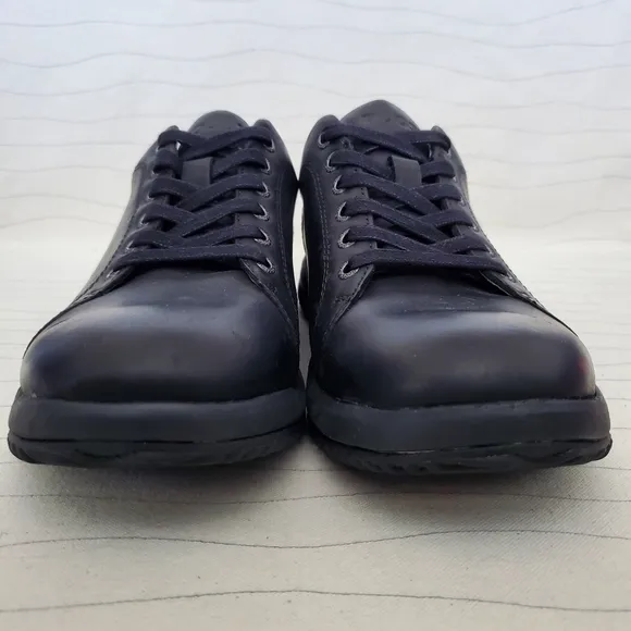 Bogs Mens Cruz Lace Black Leather Walking Shoes Casual Outdoor Size 8 EUC