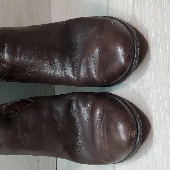 Born Women Crown Tall Kit  Leather Heels Shoes boots sz 8.5