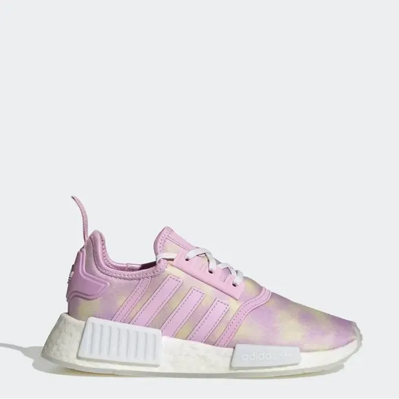 Brand New Adidas NMD_R1J Big Kids Shoes K5/W6.5