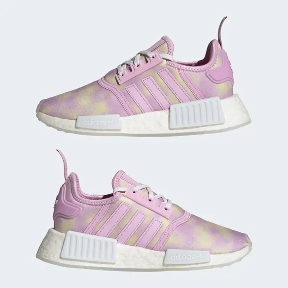 Brand New Adidas NMD_R1J Big Kids Shoes K5/W6.5