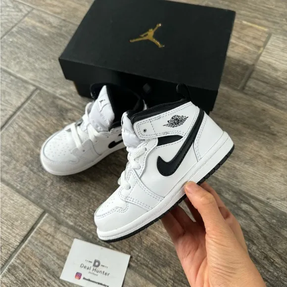 Brand New Air Jordan 1 Mid Toddler’s/Baby Kids Shoes “White/Black”