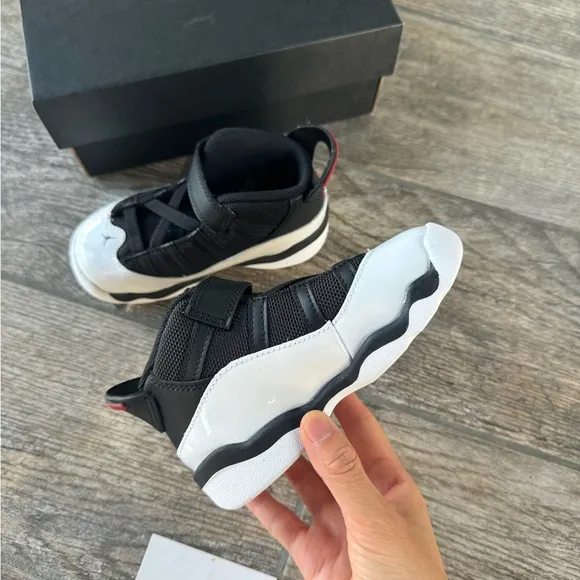 Brand New Air Jordan 6 Rings Toddler/Kids Shoes “Black/White”
