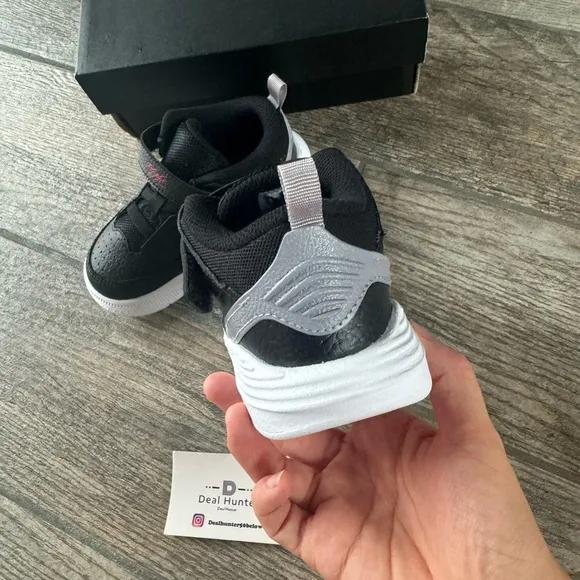 Brand New Air Jordan Max Aura 5 Toddler’s/Kid’s Shoes