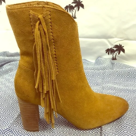 Brand New Charles David Suede Leather Boots