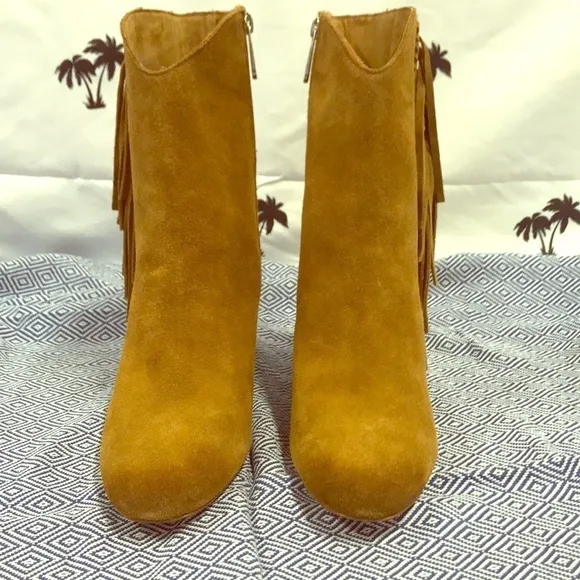 Brand New Charles David Suede Leather Boots