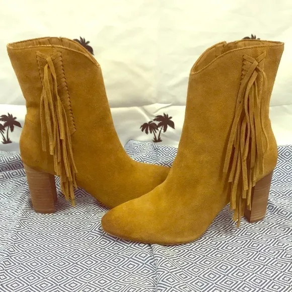Brand New Charles David Suede Leather Boots