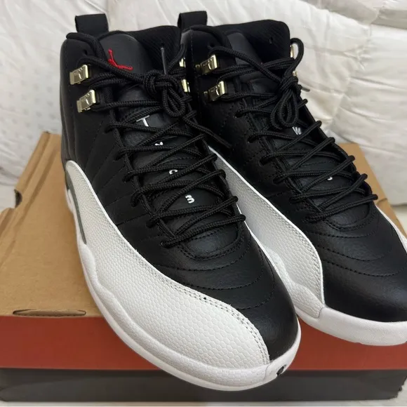 Brand‎ new Jumpan Black and White High-Top Sneakers