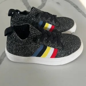 Brand new metallic high top HOO sneakers size 9-Hoo runs a bit small