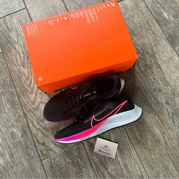 Brand New Nike Air Zoom Pegasus 38 Running Shoes (Men’s 9.5)