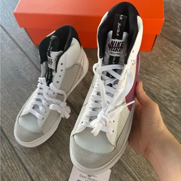 Brand New Nike Blazer Mid 77 SE “Rush Moon” Big Kids Shoes DH8640-101