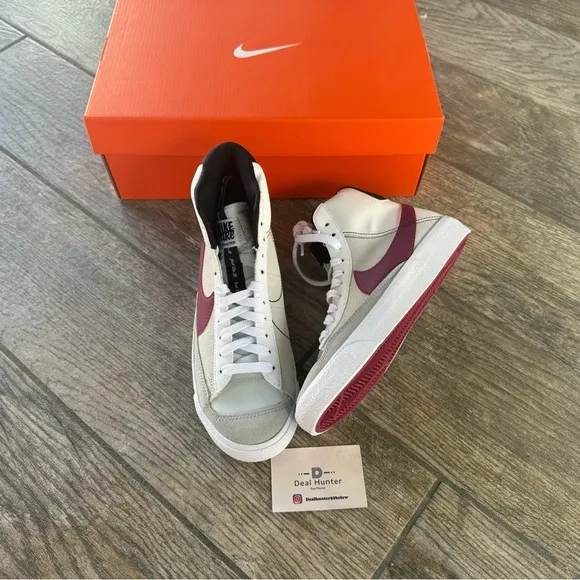 Brand New Nike Blazer Mid 77 SE “Rush Moon” Big Kids Shoes DH8640-101