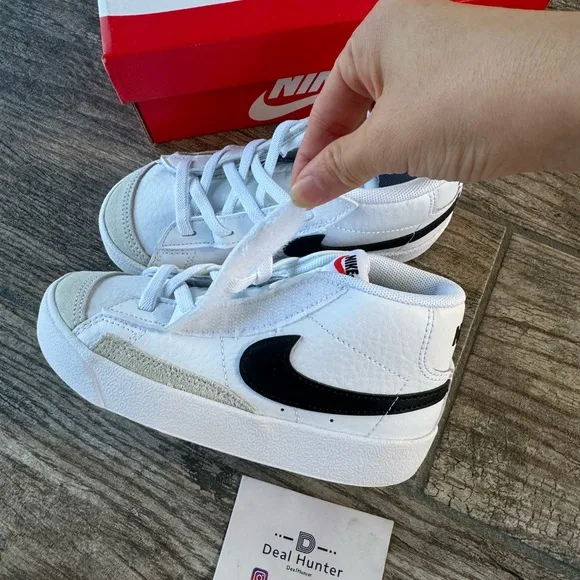 Brand New Nike Blazer Mid ‘77 Toddler’s Shoes “White/Black”