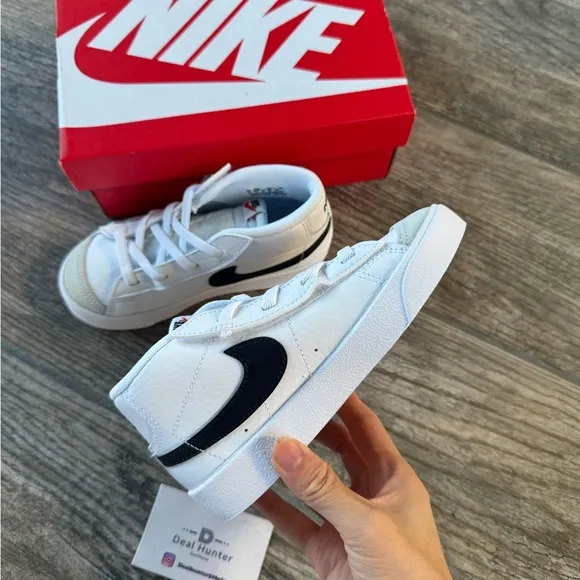 Brand New Nike Blazer Mid ‘77 Toddler’s Shoes “White/Black”