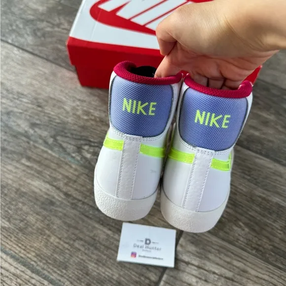 Brand New Nike Blazer Mid 77 “White Mystic Hibiscus” GS Shoes