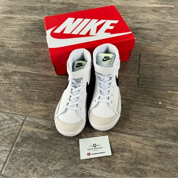 Brand New Nike Blazer Mid’77 Little Kids Shoes (PS 11Y)