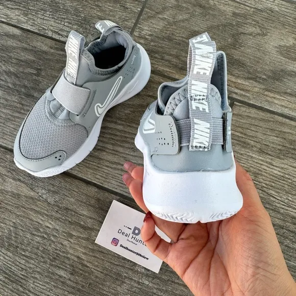 Brand New Nike Flex Runner 3 Little Kids Shoes “Wolf Grey”