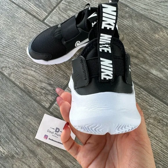 Brand New Nike Flex Runner 3 Preschool Kids Shoes (US12c/EU29.5/18cm)