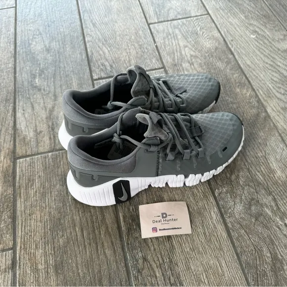 Brand New Nike Free Metcon 5 “Smock Grey” Men’s Workout Shoes